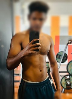 Varun Arun - Male adult performer in Chennai Photo 1 of 3