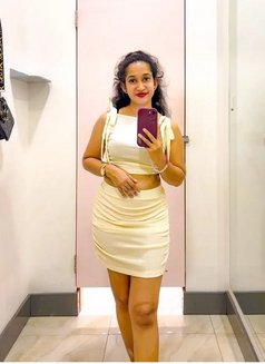 Anushka Escorts Service and Cell Girls S - escort in Kochi Photo 1 of 3