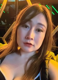 Linda - escort in Gurgaon Photo 1 of 1