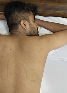Dominant Sugar Baby - Male escort in Bangalore Photo 6 of 8