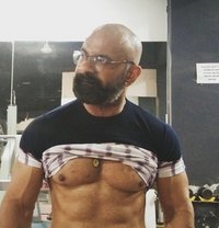 Sunny - Male escort in New Delhi