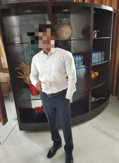 Hello Rohan - Male escort in New Delhi Photo 2 of 6