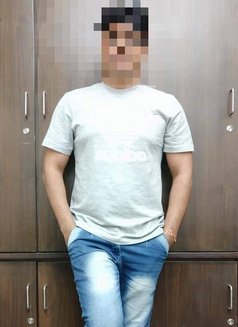 Hello Rohan - Male escort in New Delhi Photo 3 of 6