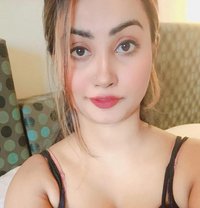 Priya - এস্কর্ট in Hyderabad Photo 1 of 3