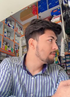 Lets Meet Harry - Male escort in New Delhi Photo 3 of 5