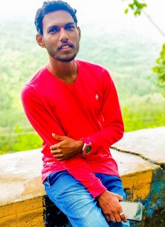 Professional and Athuentic - Male escort in Chennai Photo 1 of 5