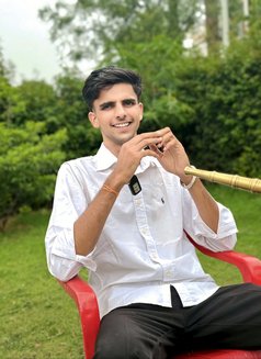 Parashchoudhary - Male escort in Navi Mumbai Photo 2 of 21