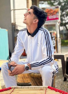 Parashchoudhary - Male escort in Navi Mumbai Photo 7 of 21