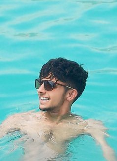 Parashchoudhary - Male escort in Navi Mumbai Photo 20 of 21