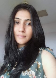 Rsnehareddy - escort in Hyderabad Photo 6 of 9