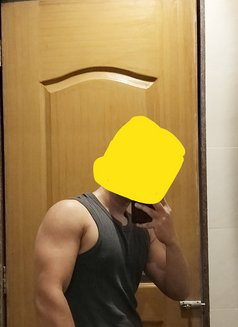 Aryan - Male escort in Pune Photo 3 of 8