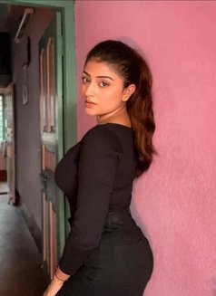 Sharmarinkal - escort in Hyderabad Photo 1 of 3