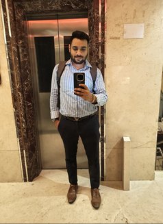 Ersahil - Male escort in Kolkata Photo 6 of 9