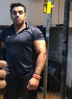 Vaibhav Chugh - Male escort in New Delhi Photo 6 of 8
