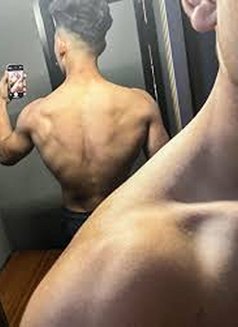 Sam - Male escort in Chennai Photo 1 of 3