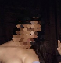 Riya Independent Girl - escort in Mumbai Photo 1 of 5