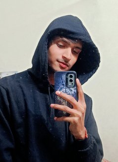 Siddarth Roy - Male escort in New Delhi Photo 5 of 5