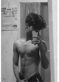 Passionate Varun From Delhi - Male escort in New Delhi Photo 1 of 3