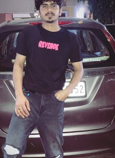 Vicky - Male एस्कॉर्ट in Pune Photo 1 of 3