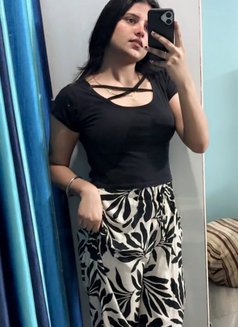 Cam session real meet available now - escort in Chennai Photo 2 of 2