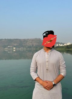 Dhruv - Male एस्कॉर्ट in Pune Photo 1 of 3
