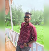 Charismatic - Unforgettable - Male ఎస్కార్ట్ in Mumbai