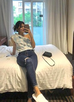 Hyderabad Call Girls Service Available - எஸ்கார்ட் in Hyderabad Photo 1 of 1