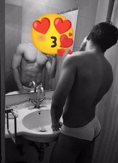 Massage service and Escort - Male escort in Mumbai Photo 2 of 2