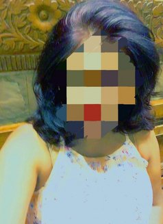 Sakshi - escort in Mumbai Photo 2 of 10