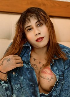 Albina Big Juicy Cock - Transsexual escort in Bangalore Photo 6 of 6