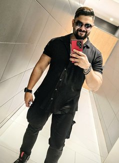 Nishazmk - Male escort in Bangalore Photo 1 of 6