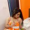 9958 O18831 Call Girls in Lajpat Nagar - adult performer in New Delhi