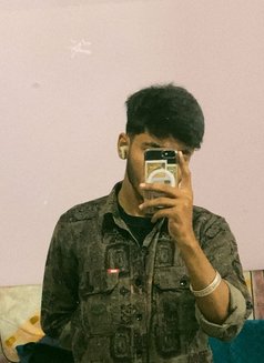 Abhinav - Male escort in Chandigarh Photo 1 of 2