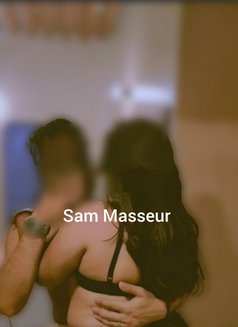 Sam Masseur - Male మసాజ్ in New Delhi Photo 3 of 7