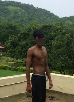 Young Elite Bull - Male escort in Mumbai Photo 3 of 5