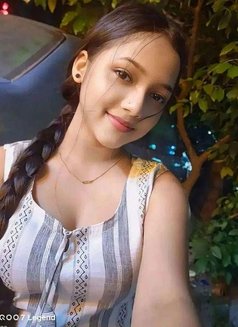 Swati Jind - एस्कॉर्ट in Hyderabad Photo 2 of 2