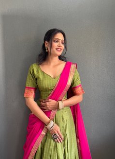 Nisha - এস্কর্ট in Bangalore Photo 1 of 2