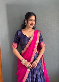 Nisha - এস্কর্ট in Bangalore Photo 2 of 2