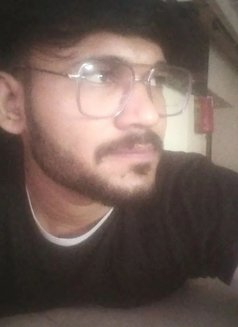 Male Escort For Female - Male escort in Noida Photo 7 of 11