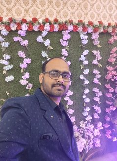 Akash - Male எஸ்கார்ட் in Lucknow Photo 1 of 1