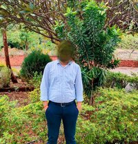 Neeraj - Male companion in Mumbai