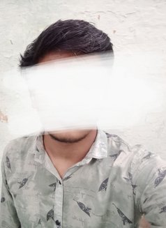 Anurag Massager - Male escort in Bhopal Photo 1 of 3