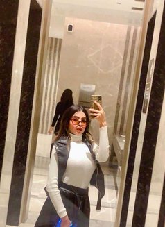 Jiya Khan - escort in Bangalore Photo 4 of 6