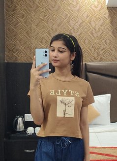 Shruti - எஸ்கார்ட் in New Delhi Photo 1 of 1