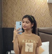 Shruti - escort in New Delhi