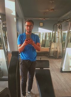 Rohitgupta - Male massage in Noida Photo 3 of 3