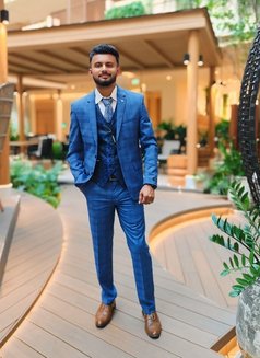 Uattar - Male escort in Kolkata Photo 1 of 1