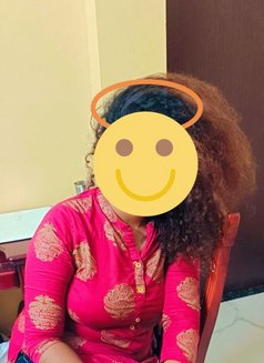 Shalu Riya - escort in Chennai Photo 3 of 3