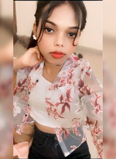 Arohi - Transsexual escort in New Delhi Photo 1 of 7