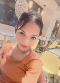 Arohi - Transsexual escort in New Delhi Photo 7 of 7